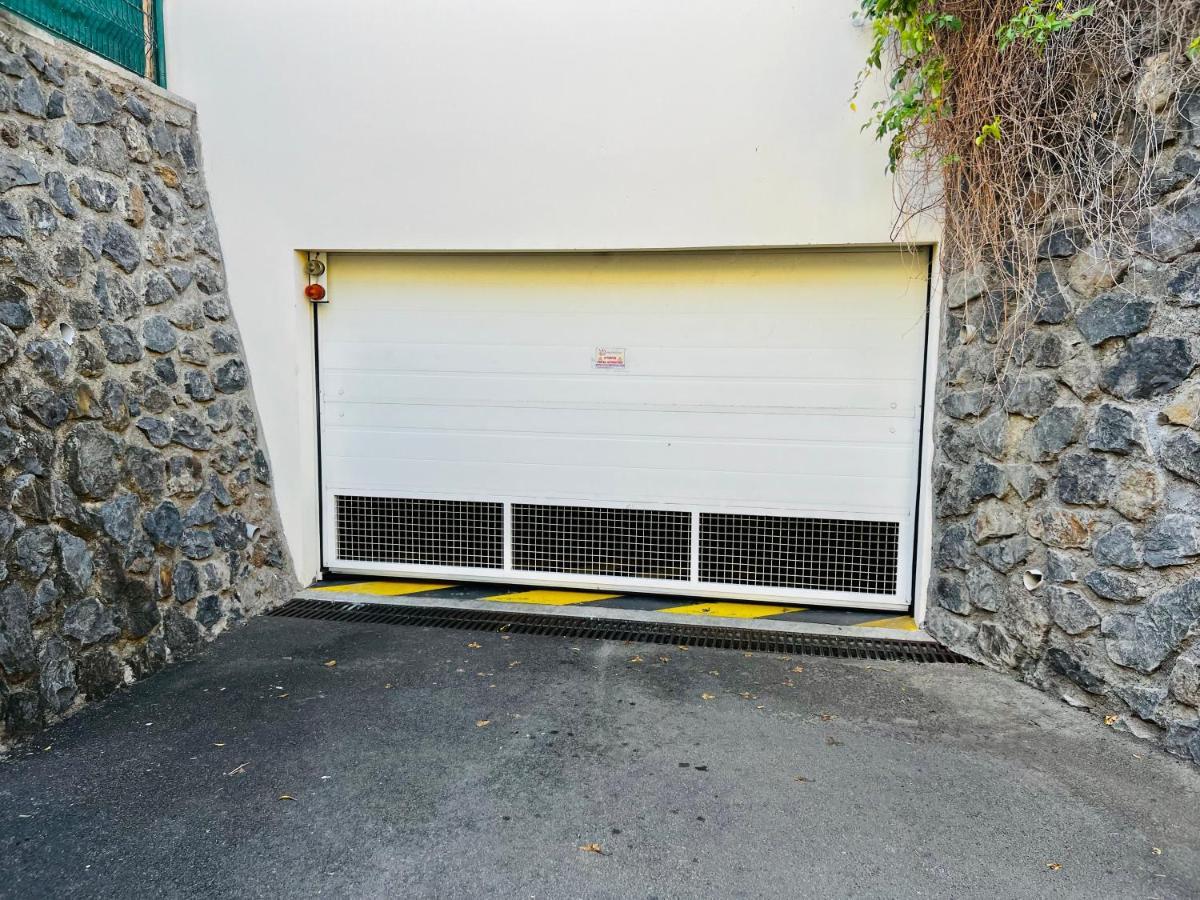 Appart. Avec Grande Terrasse Vue Ocean Apartment Saint-Gilles Les Bains Exterior photo